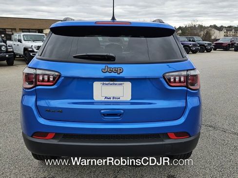 New 2026 Jeep Compass Latitude image 10