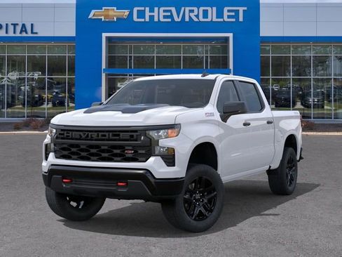New 2026 Chevrolet Silverado 1500 Custom Trail Boss w/ LPO, Dark Essentials Package AWD/4WD image 6