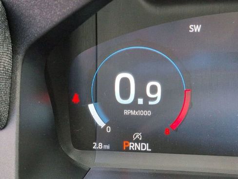 New 2025 Ford Explorer Active image 31