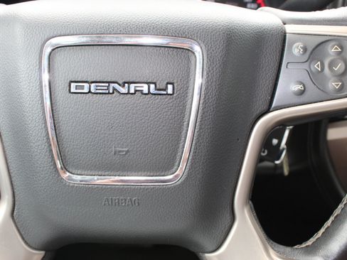 Used 2016 GMC Sierra 1500 Denali w/ Enhanced Driver Alert Package image 30