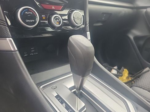 Used 2023 Subaru Forester Premium image 30