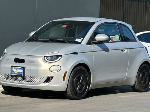 New 2025 FIAT 500 e image 8