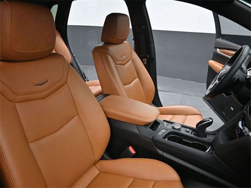 Used 2025 Cadillac XT5 Premium Luxury image 26
