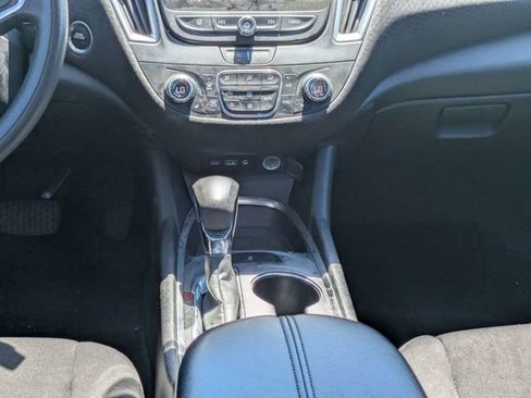 Used 2023 Chevrolet Malibu LT image 19