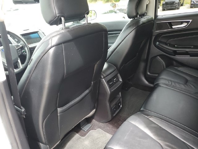 Used 2016 Ford Edge Titanium w/ Technology Package FWD image 14
