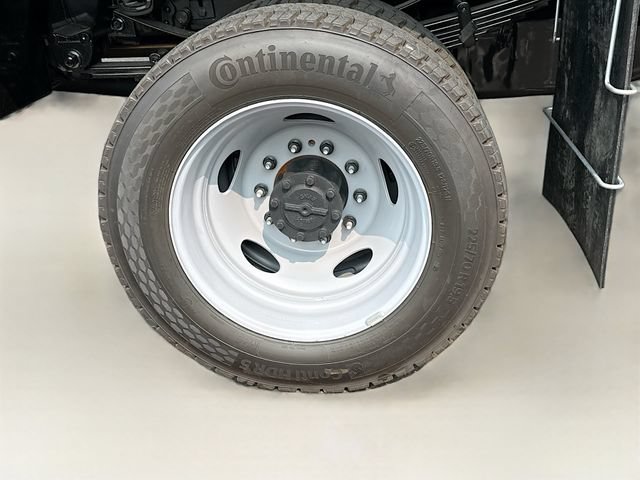 New 2026 Ford F550 4x4 Crew Cab image 23