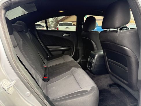 Used 2018 Dodge Charger SXT Plus image 24