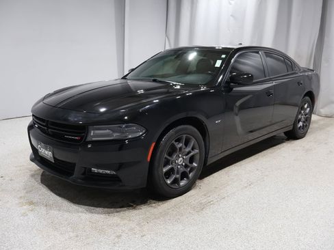 Used 2018 Dodge Charger GT image 5