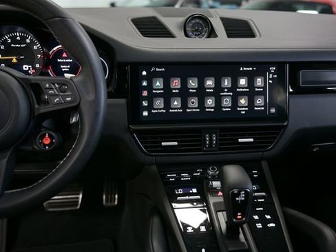 Used 2022 Porsche Cayenne Turbo GT AWD/4WD image 47