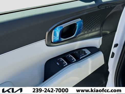 New 2026 Kia Sorento S w/ S Panoramic Sunroof Package FWD image 23