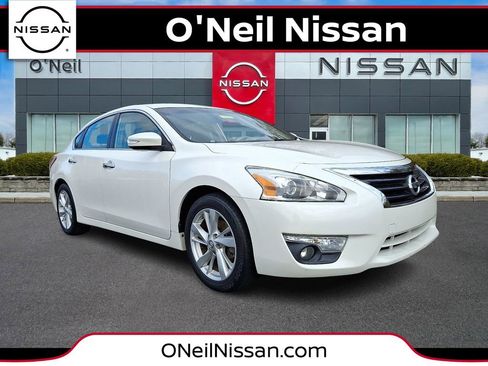 Used 2013 Nissan Altima 2.5 SL image 1