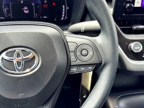 Used 2026 Toyota Corolla LE image 21