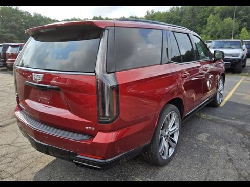 Used 2025 Cadillac Escalade Sport Platinum AWD/4WD image 5