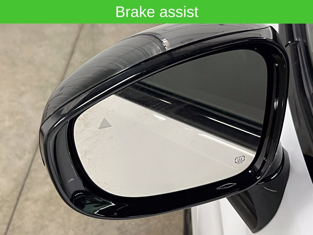 Used 2024 Chrysler Pacifica Limited FWD image 19