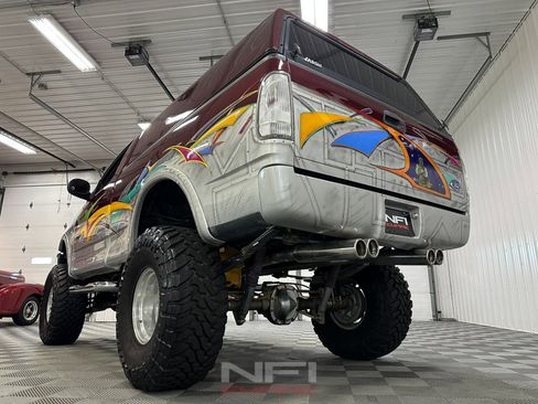 Used 1997 Ford F150 4x4 Regular Cab image 20