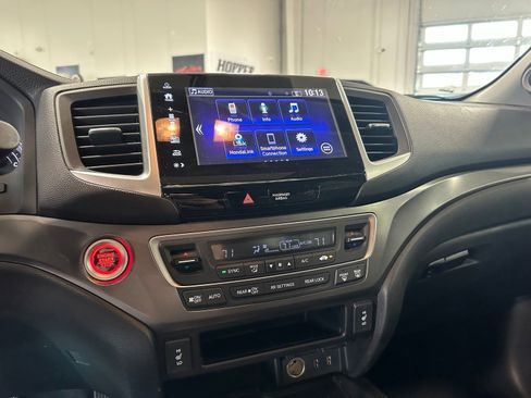 Used 2018 Honda Pilot EX-L image 18