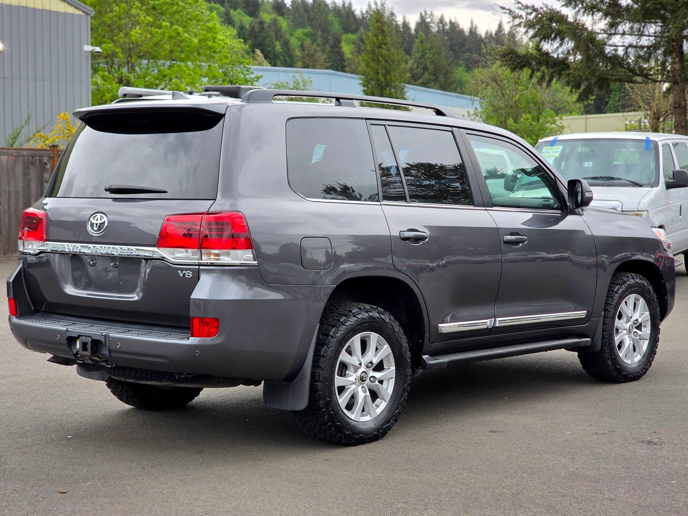 Used 2018 Toyota Land Cruiser w/ Carpet Mat Package AWD/4WD image 8