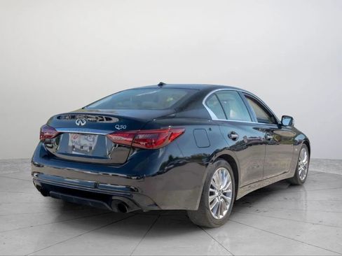 Used 2019 INFINITI Q50 Luxe w/ Essential Package (3.0T Luxe) image 7