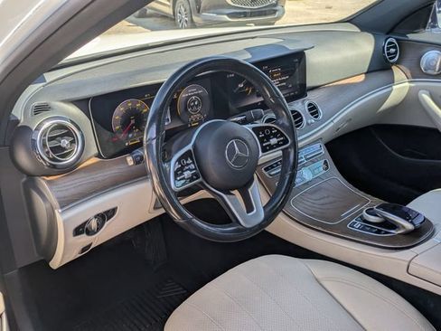 Used 2020 Mercedes-Benz E 350 Sedan image 37