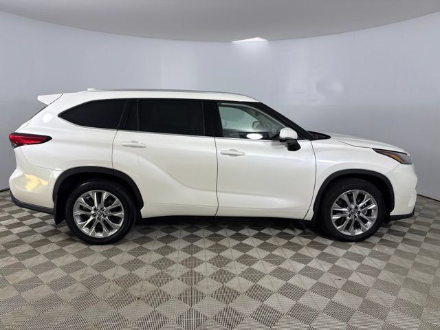 Used 2020 Toyota Highlander Limited AWD/4WD image 8