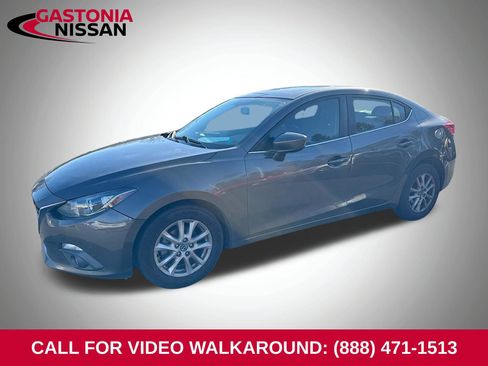 Used 2016 MAZDA MAZDA3 i Grand Touring image 11