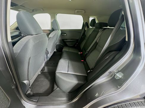 Used 2023 Nissan Rogue SV image 26