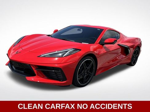 Used 2022 Chevrolet Corvette Stingray Coupe w/ 1LT RWD image 2