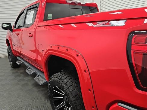 Used 2021 GMC Sierra 1500 AT4 w/ AT4 Premium Package AWD/4WD image 7