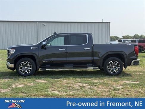 Certified 2022 GMC Sierra 1500 SLT w/ SLT Premium Plus Package AWD/4WD image 7