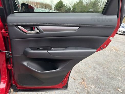 Used 2019 MAZDA CX-5 Touring image 12