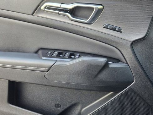 Certified 2023 Kia Sportage SX image 23