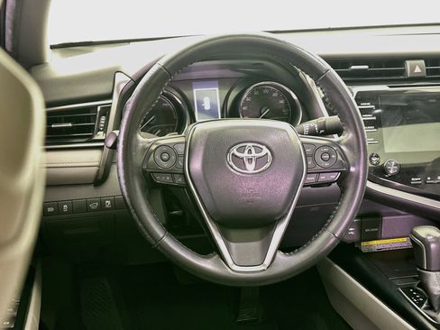Used 2019 Toyota Camry SE w/ Audio Package FWD image 18