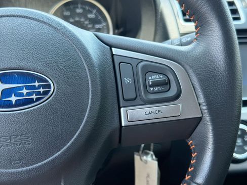 Used 2017 Subaru Crosstrek 2.0i Premium AWD/4WD image 25
