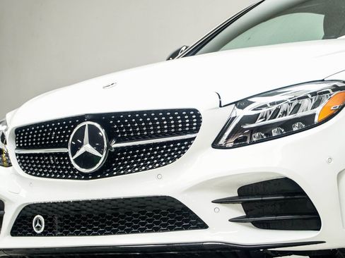 Used 2023 Mercedes-Benz C 300 4MATIC Coupe image 2