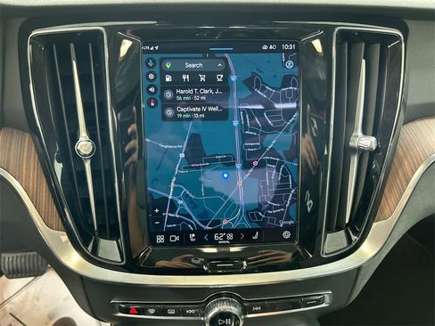 Used 2024 Volvo S60 B5 Plus image 16