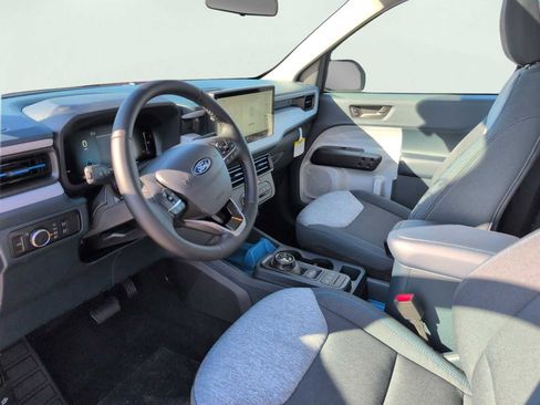 New 2025 Ford Maverick XLT w/ XLT Luxury Package AWD/4WD image 8