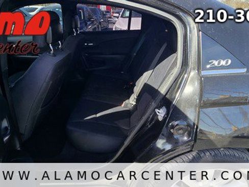 Used 2013 Chrysler 200 Touring image 27