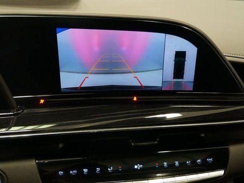 Used 2024 Cadillac Escalade Sport w/ LPO, ONYX Package image 27