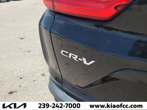 Used 2018 Honda CR-V Touring image 11