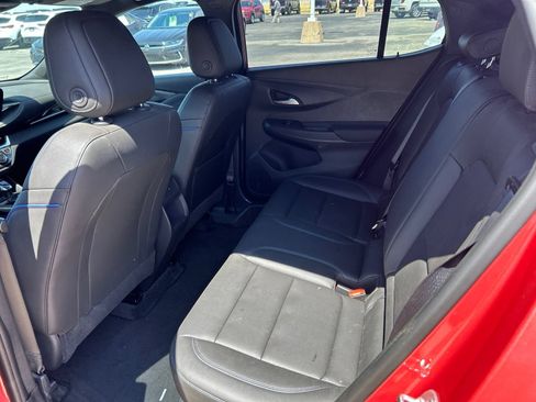 Used 2024 Buick Envista Sport Touring w/ Convenience I Package FWD image 9