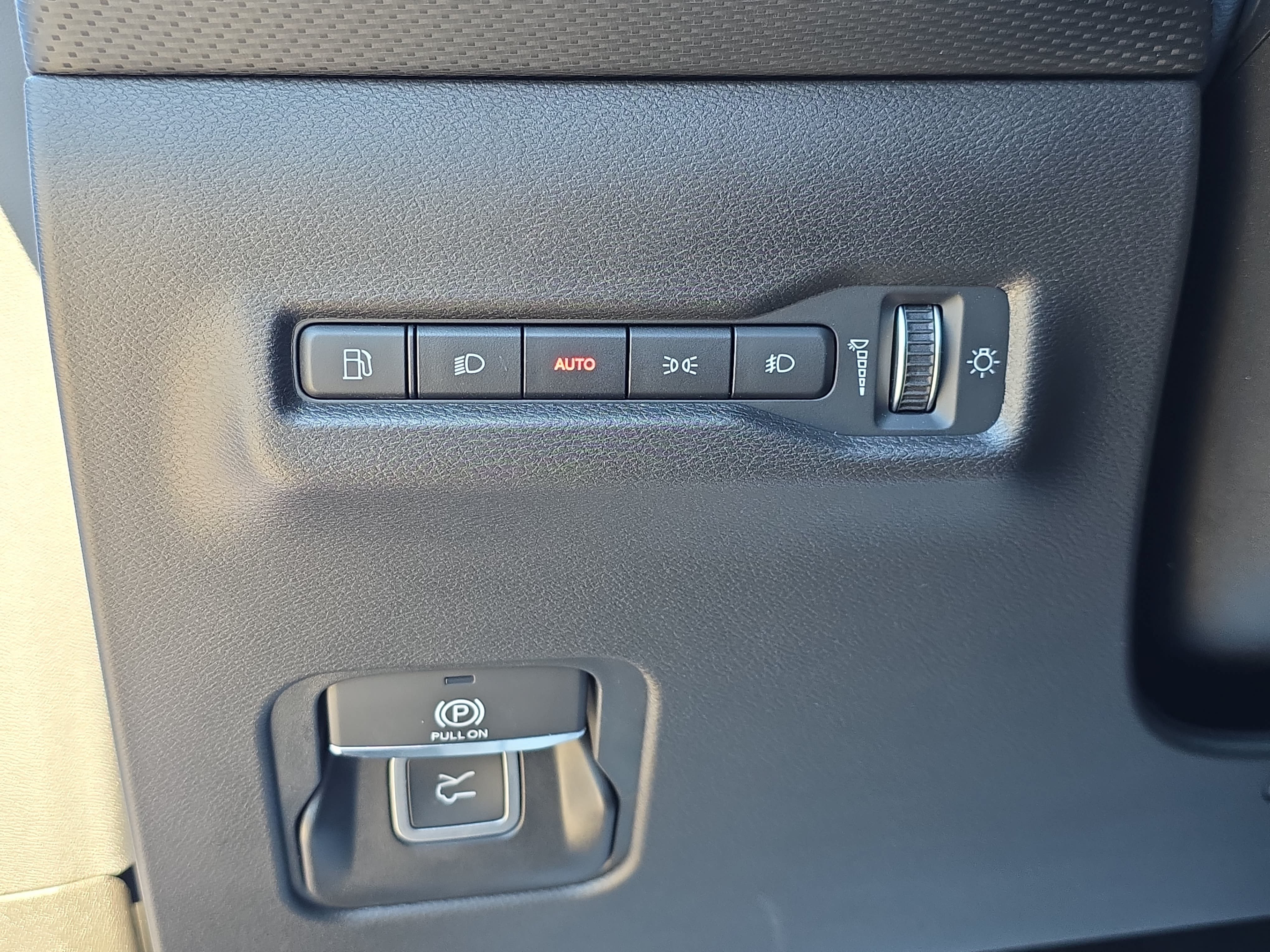 Used 2026 Jeep Cherokee Overland w/ Advanced Pro Tech Group AWD/4WD image 24