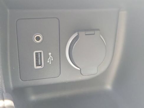 Certified 2025 Nissan Kicks Play S FWD image 20