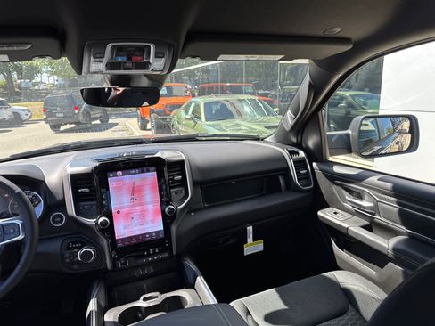 New 2025 RAM 1500 Big Horn image 33