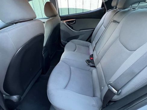 Used 2013 Hyundai Elantra GLS w/ Preferred Pkg image 18