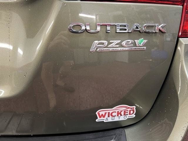 Used 2017 Subaru Outback 2.5i Limited AWD/4WD image 5