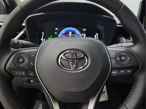 Certified 2026 Toyota Corolla SE FWD image 17