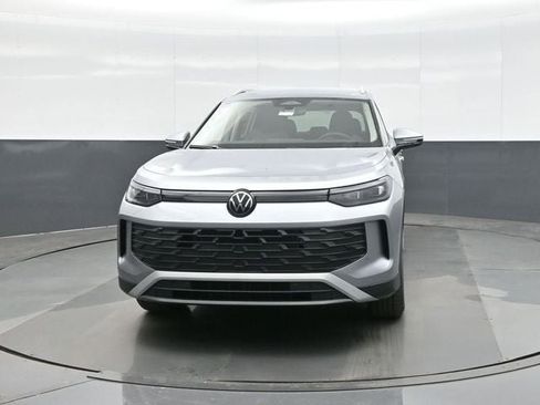 New 2026 Volkswagen Tiguan S image 2
