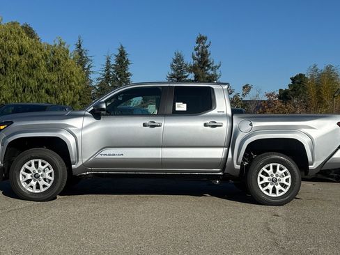 New 2026 Toyota Tacoma TRD Sport image 6