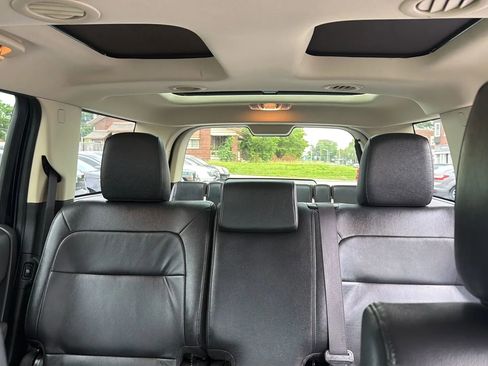 Used 2017 Ford Flex SEL w/ Equipment Group 202A AWD/4WD image 11