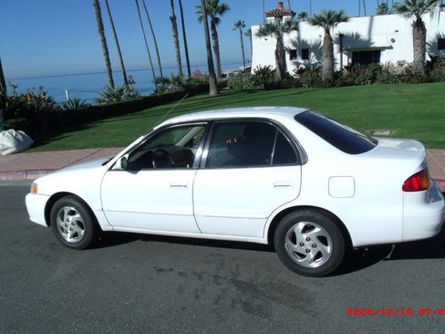 Used 2002 Toyota Corolla LE image 6